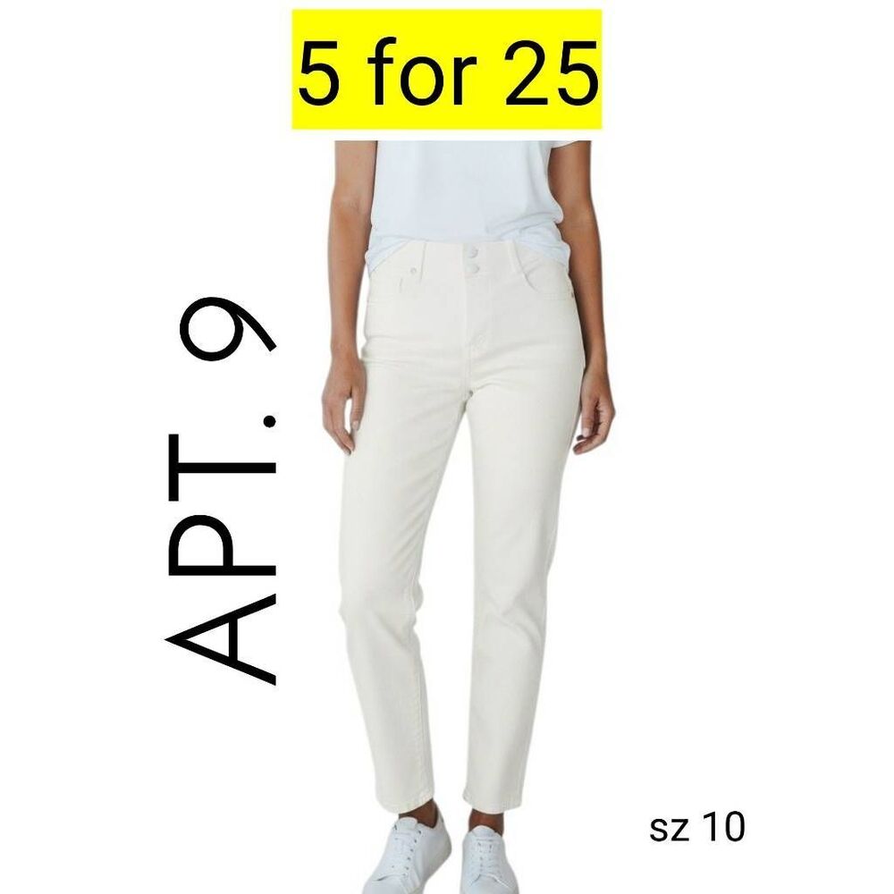 Apt. 9 White Stretch Straight Jeans SALE 5 FOR 25!
